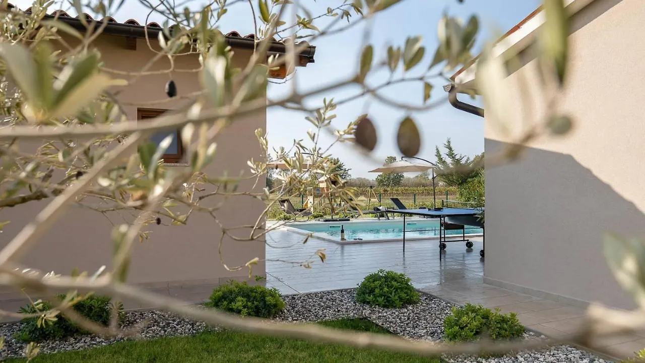 Wonderful Villa Mattuzzi With Private Pool Near The Town By Wiibuk Pula 0*,  Croatia